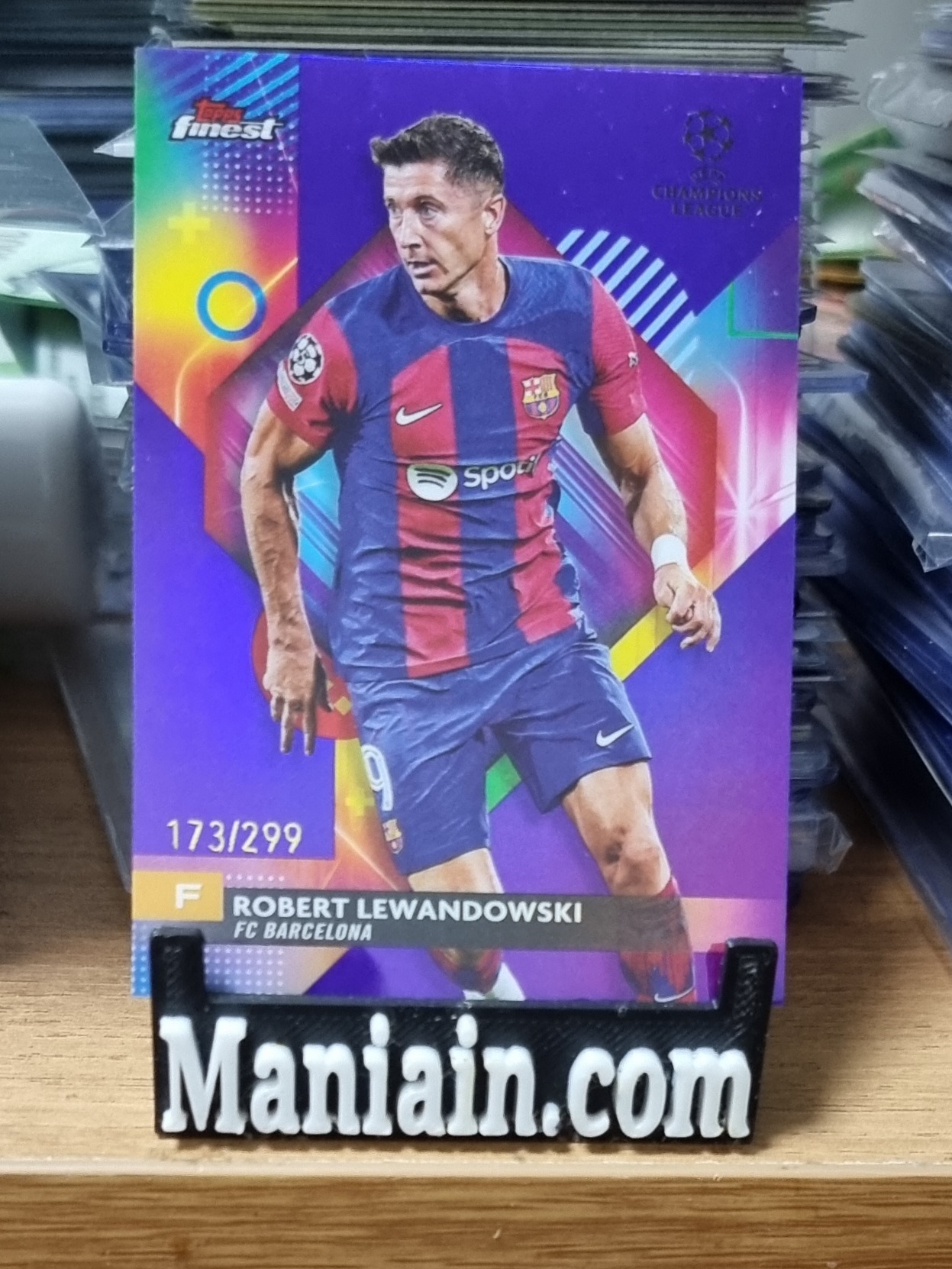 299한정판 로베르트 레반도프스키 2023-24 Finest Purple Refractor Robert Lewandowski No-109 축구카드