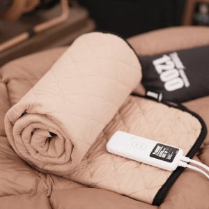 트루버 캠핑 전기장판 여행용 프리볼트 미니 전기매트 1인용 전기요