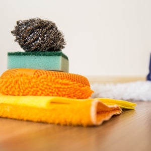 서울 영등포구 청소대행 전문청소팀운영 클리닝서비스 사무실 아파트 거주청소 화장실 곰팡이제거