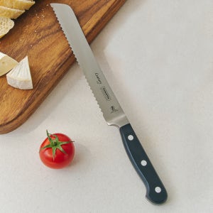 트라몬티나 센츄리 8인치 톱니 빵칼 브레드나이프