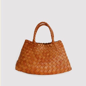 네슬레 소가죽 라탄 여름 베이직 토트백 위빙 가방 we10038