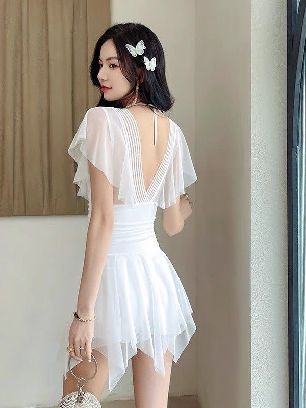 예쁜 프릴 여름 바캉스 비치 해수욕장 화이트 해변 휴가 빅사이즈 슬림핏 트렌디 반팔 수영복