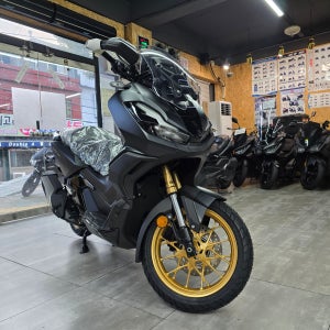 혼다 ADV350 25년식 프로모션 쿼터급 스쿠터 오토바이