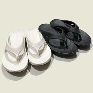 우포스 쪼리 슬리퍼 블랙 크림 발편한 슬라이드 에그녹 초크