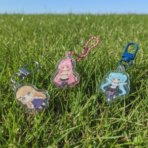 굿즈버스 아크릴 굿즈 이니셜 키링 소량 대량 커스텀 주문 제작 40mm이하 1개부터