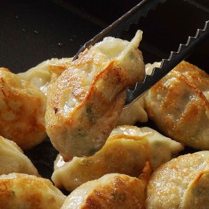 육즙 한가득 고기만두 2kg 미친 육즙만두 국산 대용량 간편식 1+1