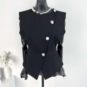 사선 단추 나시 베스트 정장조끼 25SS