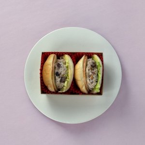 브링 닭가슴살 크렌베리 번