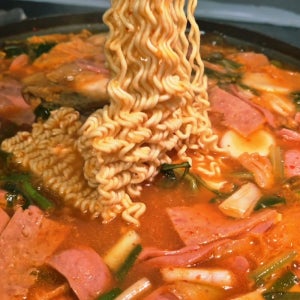 해유 부대찌개 밀키트 캠핑밀키트 캠핑요리 30년경력 2인분