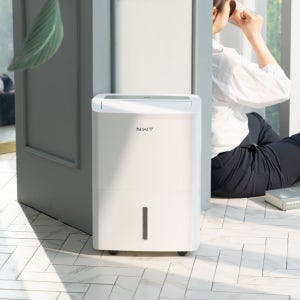 으뜸효율 NWT 1등급 제습기 슬림한 원룸 드레스룸 산뜻 에어 12L/20L