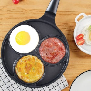 가스 인덕션 겸용 3구 에그팬 24cm 불소코팅 계란 반숙 후라이팬 핫케잌 원형팬 가정용