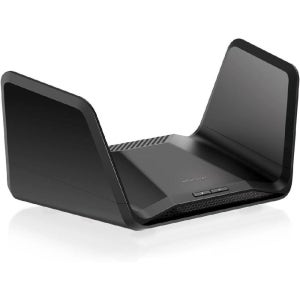 NETGEAR Nighthawk Tri-Band WiFi 6E RAXE300