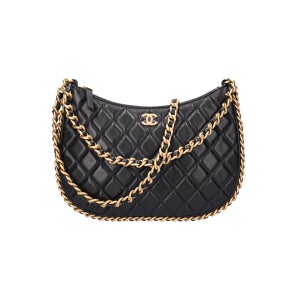 [새상품] 샤넬 AS4368 라지 호보백 샤이니 크럼플드 램스킨 블랙 금장