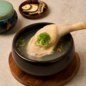 대구 1등 삼계탕 일월정 닭다리 곰탕 한식대가 밀키트 팩 800g