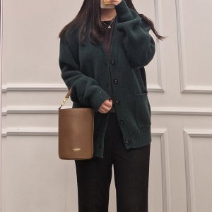 보테가베네타 남성 울 가디건 다크그린 670132