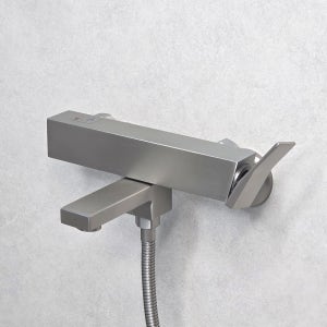 샤워기수전 스텐무광 사각고급 욕조 욕실 화장실 샤워기수전 수도꼭지 5005
