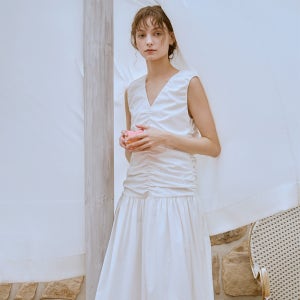 [헌치] V-neck shirring sleeveless long one-piece (2color)