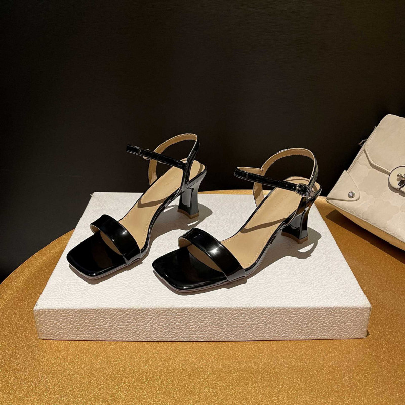 모제르 애나멜 하이힐 여름샌들 발목스트랩