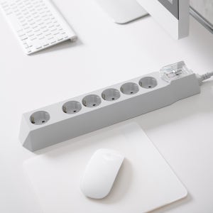 아이정 띄움 고용량 누전 차단기 멀티탭 대형 전자기기 화재 예방 6구 1.5M 콘센트