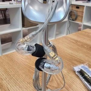 SE215 CL 클리어 - SHURE 슈어