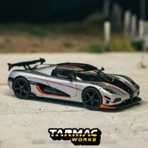타막웍스 1/64 코닉세그 아제라 RS Moon Silver / Black - GLOBAL64