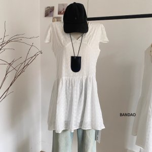 2132. 브이넥 펀칭 플레어 아일렛 데일리 캐쥬얼 러블리 바캉스룩 휴가룩 레이어드 미니원피스 - 아이보리