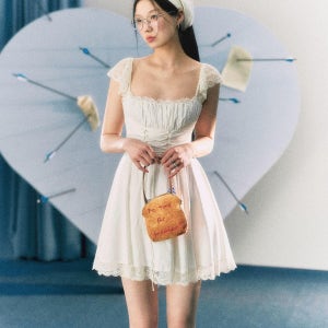 화이트 레이스 슬립 원피스 롱 니트 화이트 재고