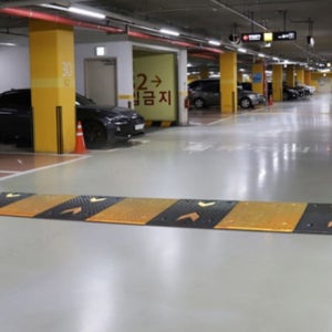 과속방지매트 학교 주차장 조립식 과속방지턱 50cm