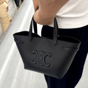 [국내백화점] 셀린느 퀴르 트리옹프 아나스 카바스 스몰 미듐 쇼퍼백