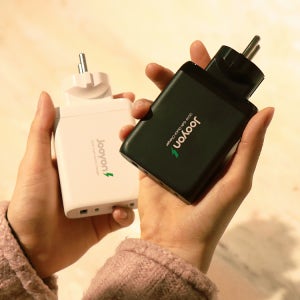 주연테크 캐리밥 120W 4포트 올인원 초소형 PD 고속충전기 USB-C 화이트