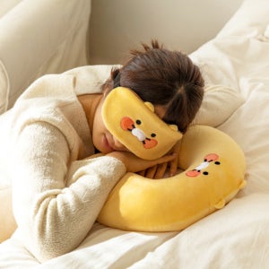 춘식이 수면안대 날아라 얼굴 여행용 휴대용 편안한 눈안대