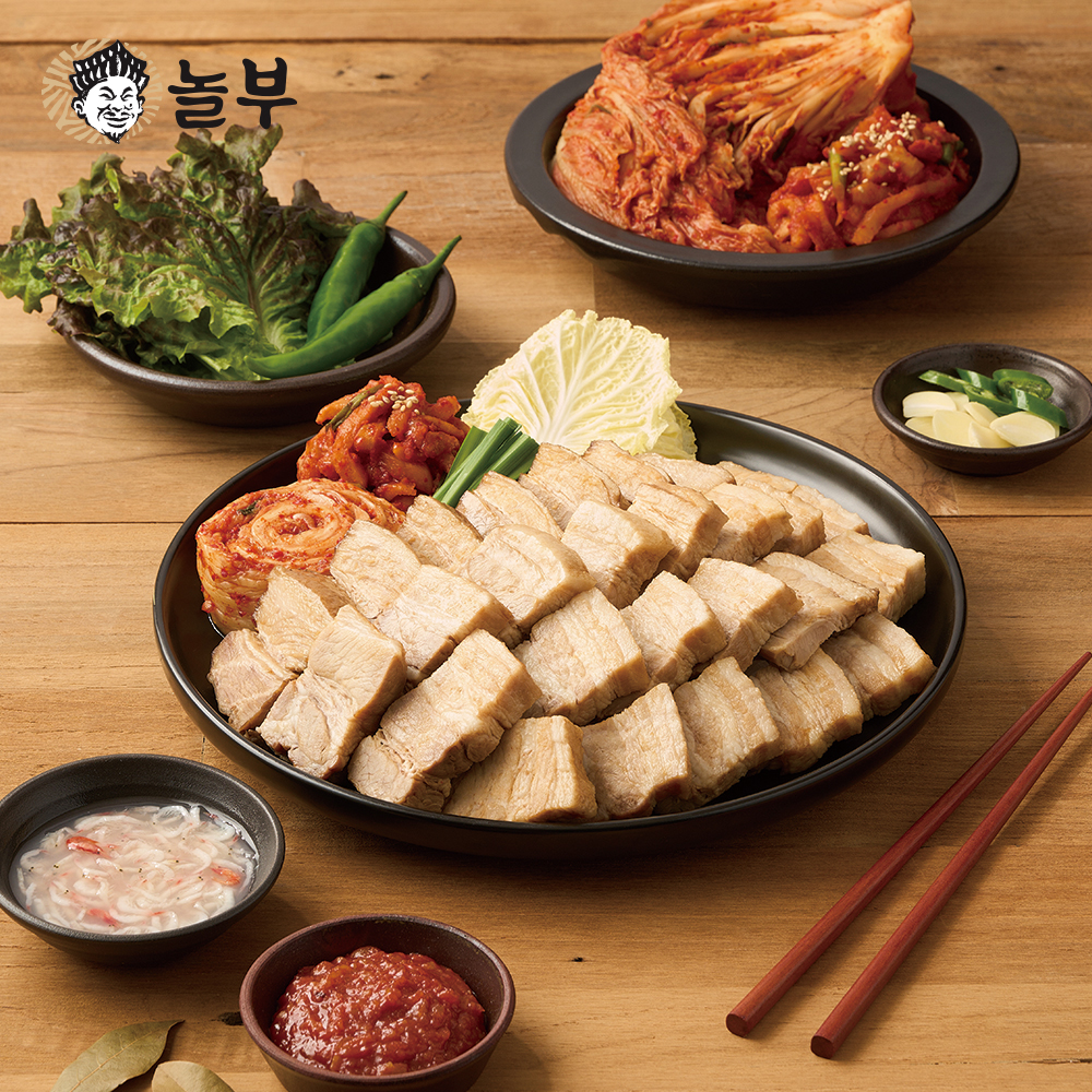 놀부네 김장하는날 통삼겹보쌈 제품 이미지