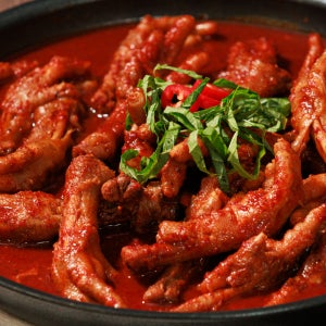 원조 국물닭발 매운맛 900g 직화 양념 닭발 캠핑 혼술 안주 인기템