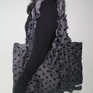 KIMIMI MADE 키미미 빅프릴 도트 숄더백 딥그레이 deep gray