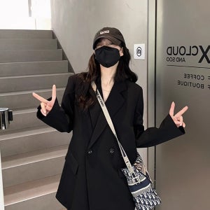여성 블랙 루즈핏 캐주얼 슈트 재킷 봄 가을 간절기 스타일 디자인 활용 가능한 자켓