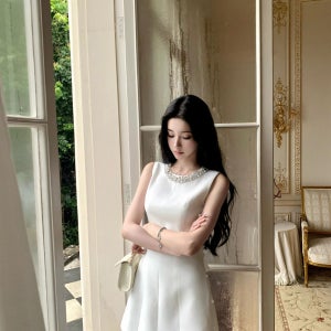 화이트 프릴 백리본 탈부착 원피스