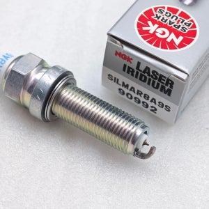 NGK 이리듐 플러그 SILMAR8A9S 트랜스알프 호넷750 아프리카트윈 레블1100