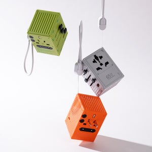 지클릭커 해외 여행용 멀티 어댑터 PD65W USB C타입 플러그 150여개국