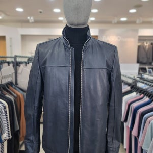 바쏘옴므 24F/W 천연 양가죽100% 네이비 베지터블 가죽 점퍼WSY5UA06-4