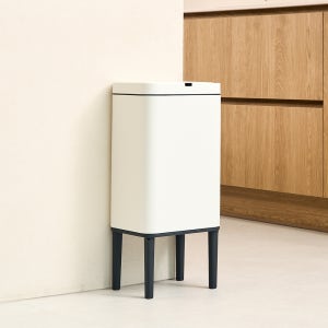 [모던하우스] 높아서 더 편한 센서 사각 휴지통 20L 스노우