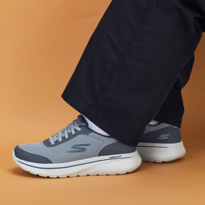 [스케쳐스] 남성 고워크 아치핏 엔조이