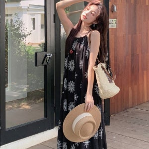 루즈핏 민소매 원피스 세련된 끈나시 롱원피스 여행룩 축제 코디 데이트룩 체형커버 키작녀