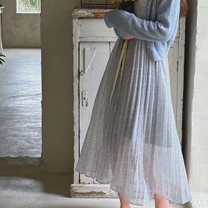 하늘하늘 플리츠 플라워 레이어드 뷔스티에 롱 원피스 아이보리 블랙 44-99