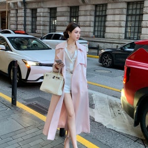 런던 소프트 핑크 트렌치코트