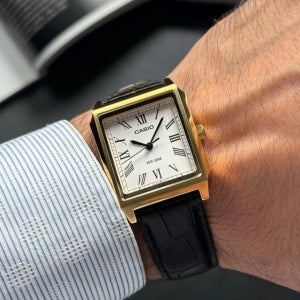 카시오 사각 스퀘어 빈티지 탱크 남자 가죽시계 MTP-B190GL-7B MTP-B190D