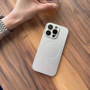 오크샵 씬핏 제로링 가벼운 생폰 맥세이프 하드 케이스 실버, 아이폰16