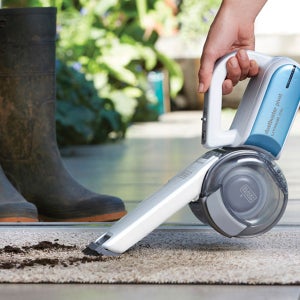 블랙앤데커 호루라기 무선청소기 10.8V 핸디 차량용 원룸 소형 미니