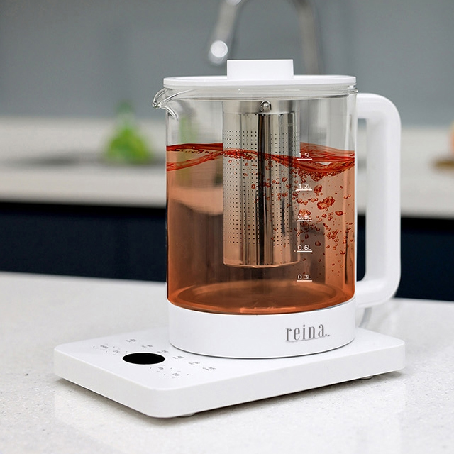 차 우리기 (Tea Brewing)