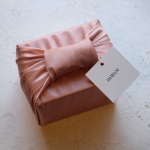 대량 구매 | 행사 기념품 제작 (로고 각인, 커스텀 선물 포장) : 3만원 / 5만원 / 7만원 / 10만원 / 15만원 금액대별 구성 제안