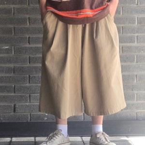 남성버뮤다팬츠 여름 면 7부 반바지 남자 투턱 와이드 밴딩